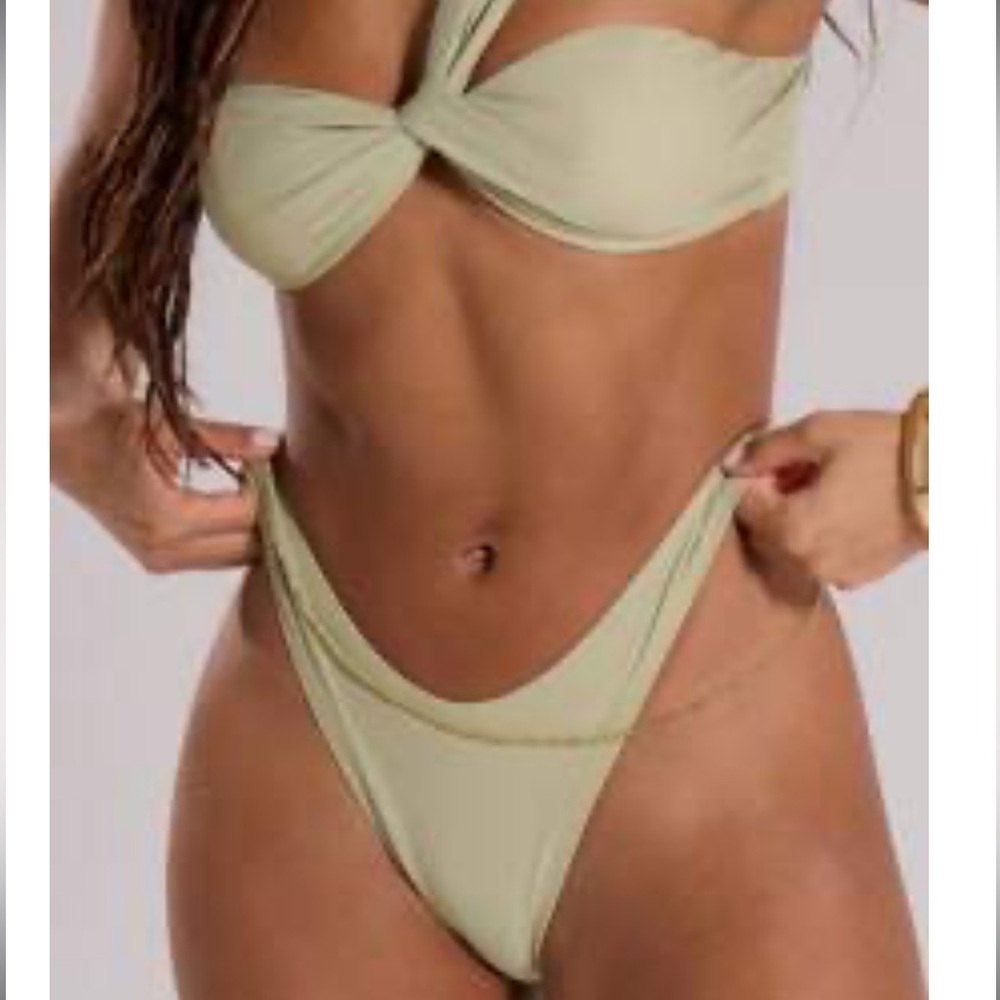 Elegant light green Bikini Set - small